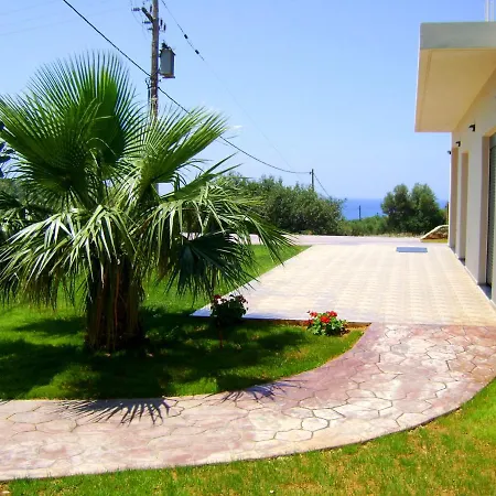 Alexander 2 Triopetra